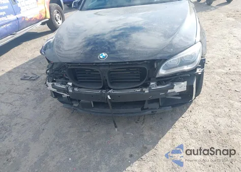 2015 BMW 750Li xDrive z USA, uszkodzony, nr VIN WBAYF8C5XFD655059